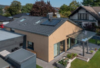 Enestående fritliggende hus med solcelleanlæg og overdækket terrasse